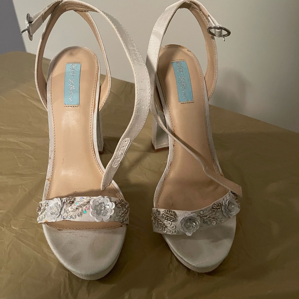 Elegant White Embellished Women's Heels